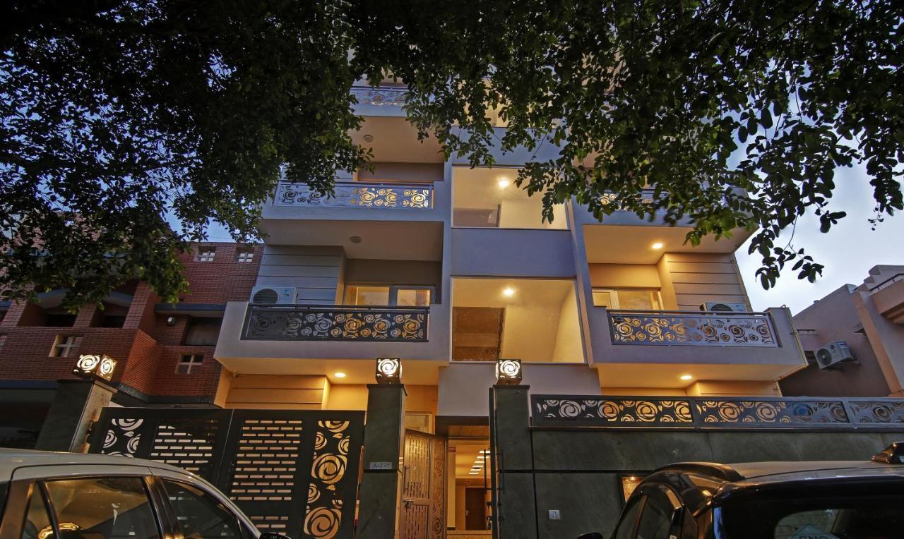 Treebo Aviraj Inn Noida Exterior photo